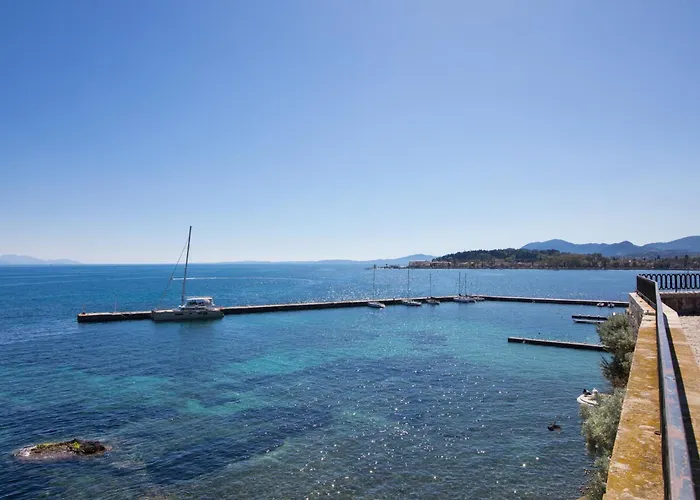 Daire Marinasia's Corfu Town Korfu